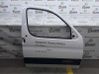 Puerta delantera 9004W2