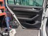 Moldura del tarjetero de la puerta trasera 