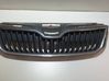 Maskownica / Grill / Atrapa górna chłodnicy 5JA853668