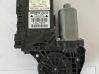 Silnik regulatora szyby drzwi przednich 8E1959801B
