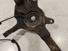 Front wheel hub 
