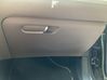 Glove box 