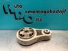 Engine mount bracket 67993