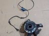 Front wheel hub 