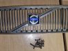 Front bumper upper radiator grill 