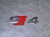 Manufacturer badge logo/emblem 