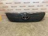 Front bumper upper radiator grill 31111A480