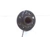 Front wheel hub 