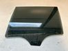 Rear door window glass E000292