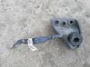 Engine mounting bracket 918302G500
