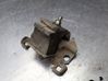 Engine mounting bracket 