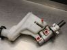 Master brake cylinder 