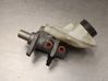 Master brake cylinder 