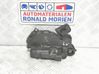 Zamek drzwi przednich 5TB837015