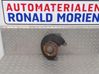 Front wheel hub spindle knuckle 