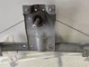 Rear window lifting mechanism without motor 