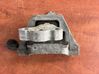 Engine mount bracket 13227717