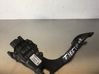 Accelerator throttle pedal 