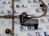 Rear window lifting mechanism without motor 