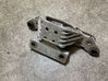 Engine mount bracket 39080458