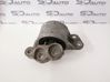 Engine mount bracket 