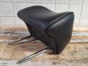 Rear seat headrest 