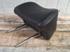 Rear seat headrest 