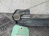 Regulador de puerta delantera con motor 807213282R
