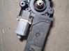 Motor del regulador de la ventanilla de la puerta delantera 