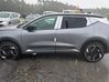 Aizmugurē elektriskais loga pacelšanas mehānisms bez motoriņa 