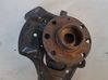 Front wheel hub 
