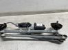 Motor y varillaje del limpiaparabrisas delantero 8250A493