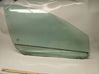 Front door window glass four-door 43R001106