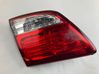 Lampy tylnej klapy bagażnika 265553Y528