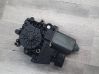 Aizmugurē loga pacēlāja motoriņš 4B0959801B