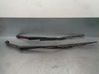 Brazo del limpiaparabrisas delantero 3833065J00