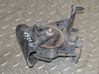 Engine mount bracket 