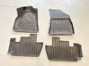 Комплект автомобильного коврика 