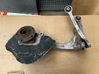 Front wheel hub spindle knuckle 