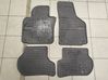 Car floor mat set 
