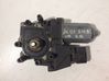 Silnik regulatora szyby drzwi przednich 8D0959801