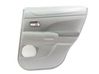 Moldura del tarjetero de la puerta trasera 7222A620XE