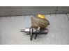 Master brake cylinder 