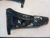 Front bumper mounting bracket 30698128