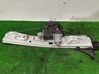 Rear window lifting mechanism without motor 