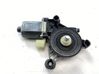 Aizmugurē loga pacēlāja motoriņš 8W0959802
