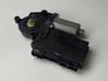 Silnik regulatora szyby drzwi przednich 8E0959801A