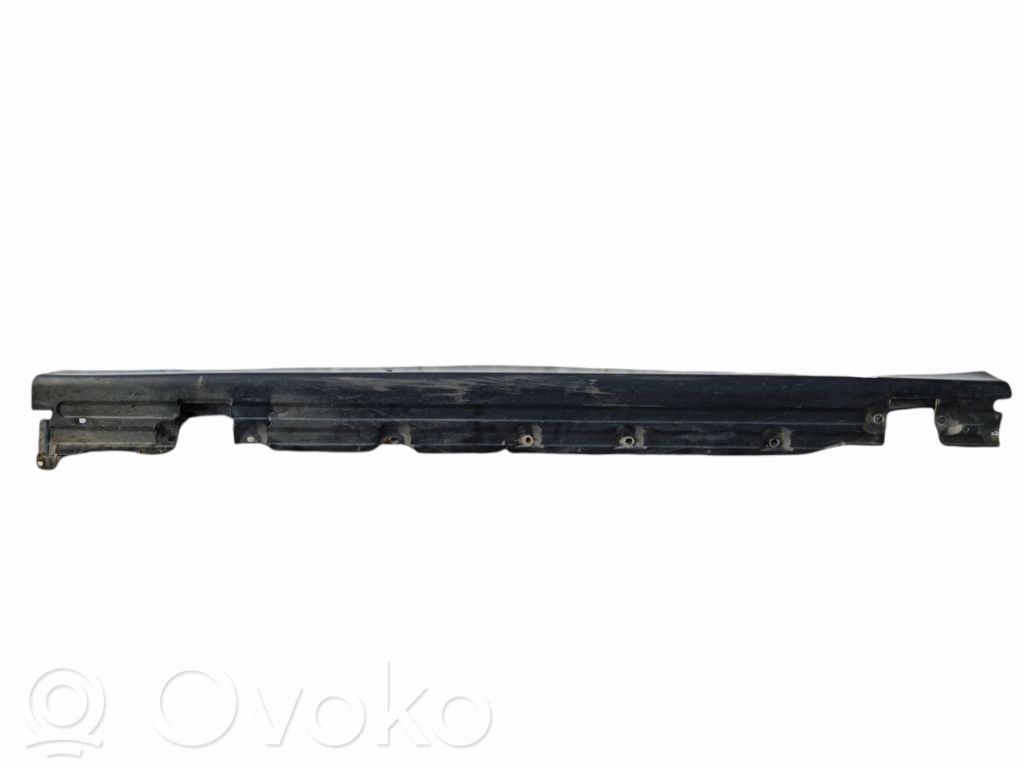 51718240425 BMW 7 E38 Schweller, 13.00 € | RRR 
