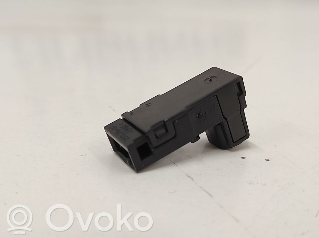 A0009007129 Mercedes-Benz EQA Sonstiges Einzelteil Kombiinstrument 