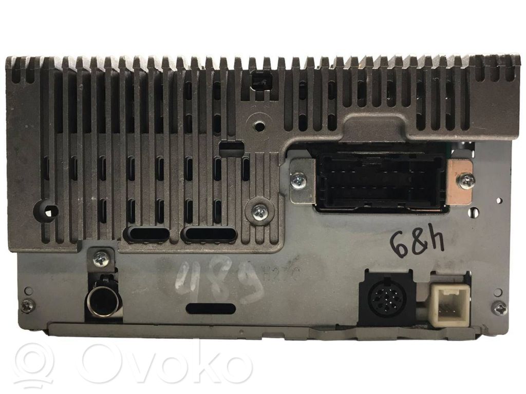 9613026300SF Hyundai Getz Radio/CD/DVD/GPS head unit, €45.00